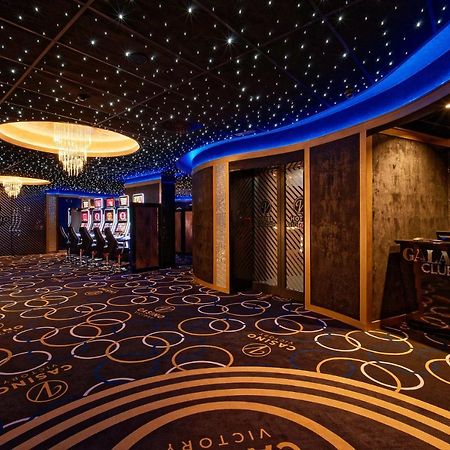 Hotel Victory Popuvky Екстер'єр фото