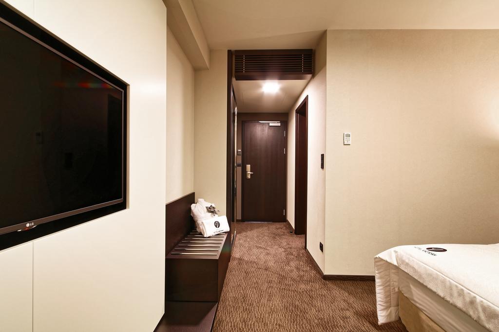 Hotel Victory Popuvky Екстер'єр фото
